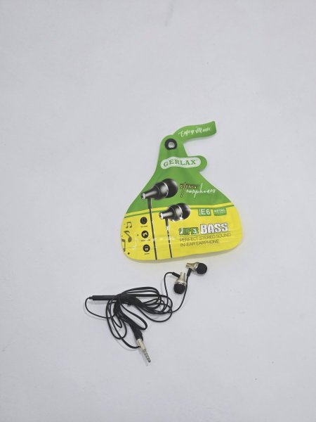 E6 Extra Bass