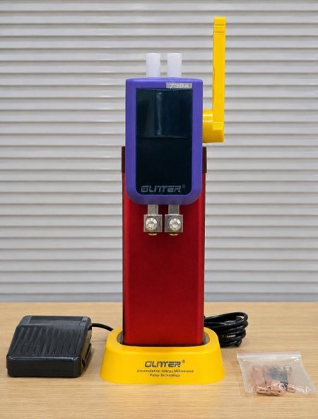 ماكينة لحام نبضي لبطاريات الهواتف GLITTER 739A